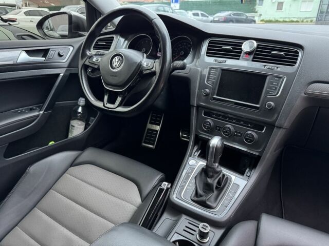 Синий Фольксваген Гольф, объемом двигателя 1.8 л и пробегом 107 тыс. км за 13900 $, фото 10 на Automoto.ua