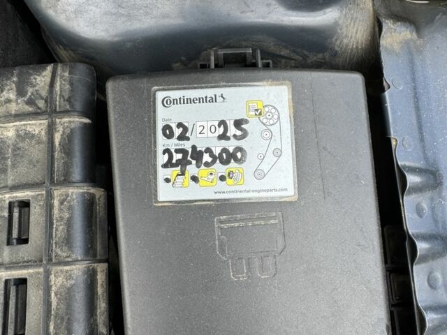 Синий Фольксваген Гольф, объемом двигателя 2 л и пробегом 290 тыс. км за 14000 $, фото 22 на Automoto.ua