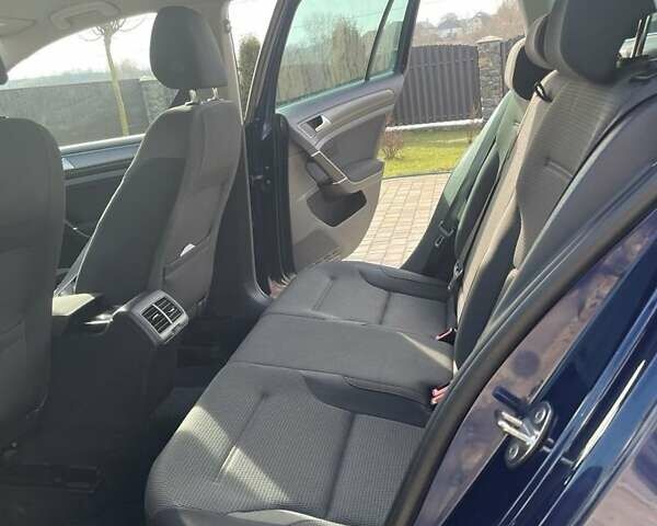 Синій Фольксваген Гольф, об'ємом двигуна 1.6 л та пробігом 222 тис. км за 11800 $, фото 4 на Automoto.ua