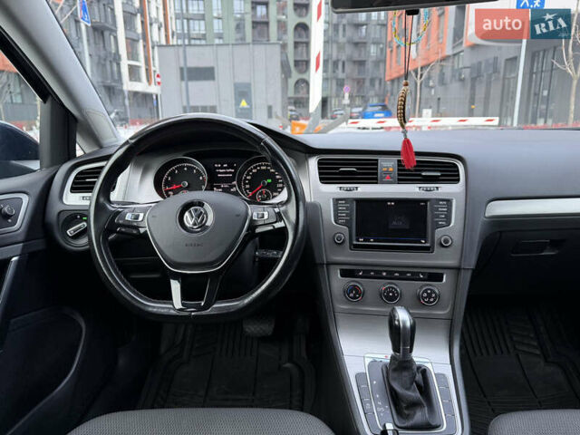 Синий Фольксваген Гольф, объемом двигателя 1.8 л и пробегом 213 тыс. км за 11999 $, фото 20 на Automoto.ua