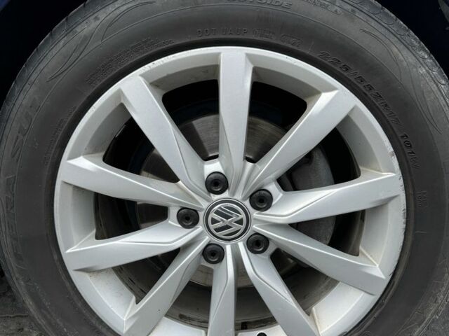 Синий Фольксваген Гольф, объемом двигателя 2 л и пробегом 290 тыс. км за 14000 $, фото 13 на Automoto.ua