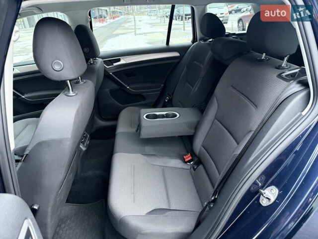 Синий Фольксваген Гольф, объемом двигателя 1.8 л и пробегом 213 тыс. км за 11999 $, фото 18 на Automoto.ua