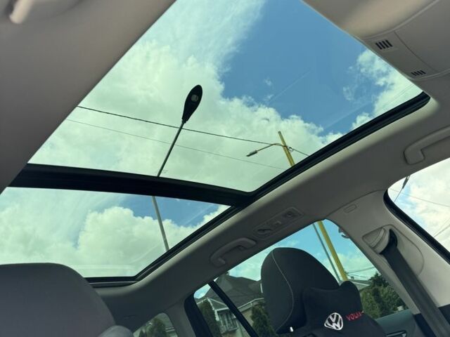 Синий Фольксваген Гольф, объемом двигателя 2 л и пробегом 290 тыс. км за 14000 $, фото 8 на Automoto.ua