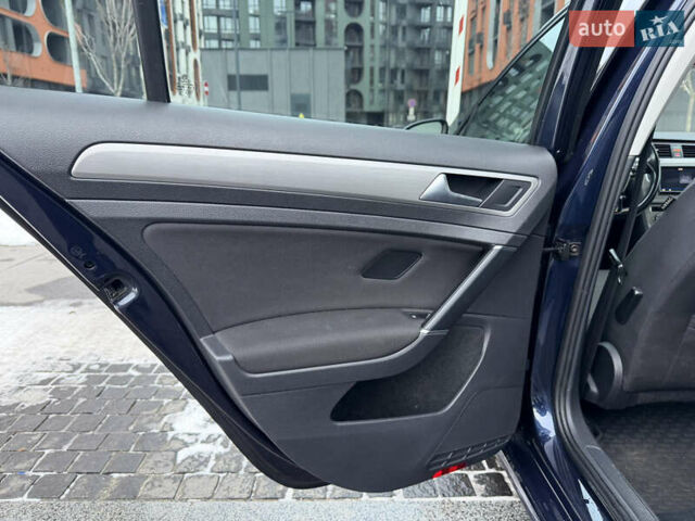 Синий Фольксваген Гольф, объемом двигателя 1.8 л и пробегом 213 тыс. км за 11999 $, фото 16 на Automoto.ua