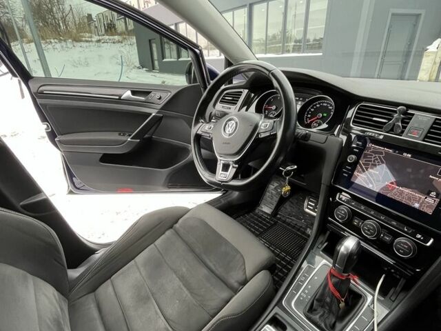 Синий Фольксваген Гольф, объемом двигателя 2 л и пробегом 250 тыс. км за 13900 $, фото 6 на Automoto.ua