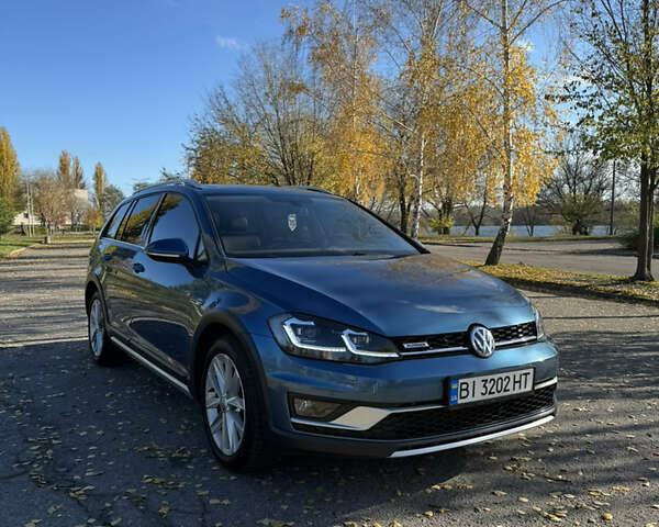 Синий Фольксваген Гольф, объемом двигателя 1.8 л и пробегом 114 тыс. км за 15500 $, фото 5 на Automoto.ua