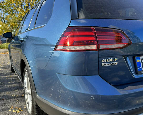 Синий Фольксваген Гольф, объемом двигателя 1.8 л и пробегом 114 тыс. км за 15500 $, фото 12 на Automoto.ua