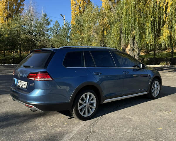 Синий Фольксваген Гольф, объемом двигателя 1.8 л и пробегом 114 тыс. км за 15500 $, фото 1 на Automoto.ua