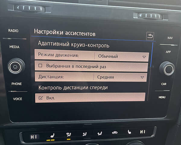 Синий Фольксваген Гольф, объемом двигателя 1.6 л и пробегом 294 тыс. км за 14000 $, фото 23 на Automoto.ua