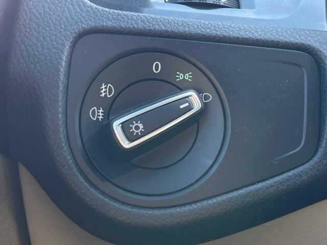 Синій Фольксваген Гольф, об'ємом двигуна 1.6 л та пробігом 292 тис. км за 12800 $, фото 14 на Automoto.ua