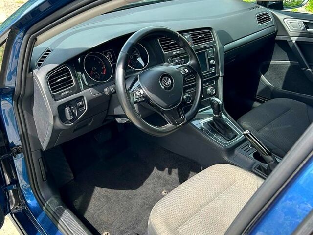 Синий Фольксваген Гольф, объемом двигателя 1.8 л и пробегом 174 тыс. км за 11900 $, фото 6 на Automoto.ua