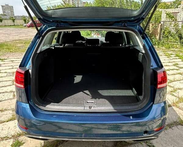 Синій Фольксваген Гольф, об'ємом двигуна 1.8 л та пробігом 174 тис. км за 11900 $, фото 5 на Automoto.ua