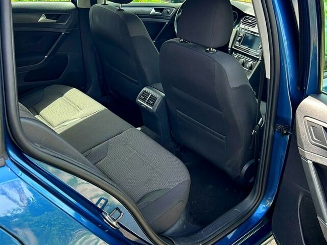 Синий Фольксваген Гольф, объемом двигателя 1.8 л и пробегом 174 тыс. км за 11900 $, фото 8 на Automoto.ua