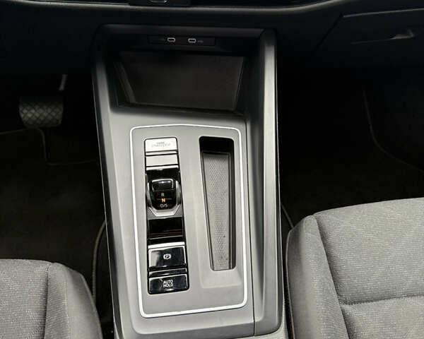 Синий Фольксваген Гольф, объемом двигателя 2 л и пробегом 174 тыс. км за 19700 $, фото 15 на Automoto.ua