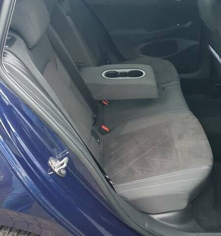 Синий Фольксваген Гольф, объемом двигателя 2 л и пробегом 199 тыс. км за 19999 $, фото 17 на Automoto.ua