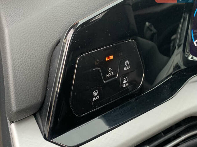 Синий Фольксваген Гольф, объемом двигателя 2 л и пробегом 191 тыс. км за 17950 $, фото 62 на Automoto.ua