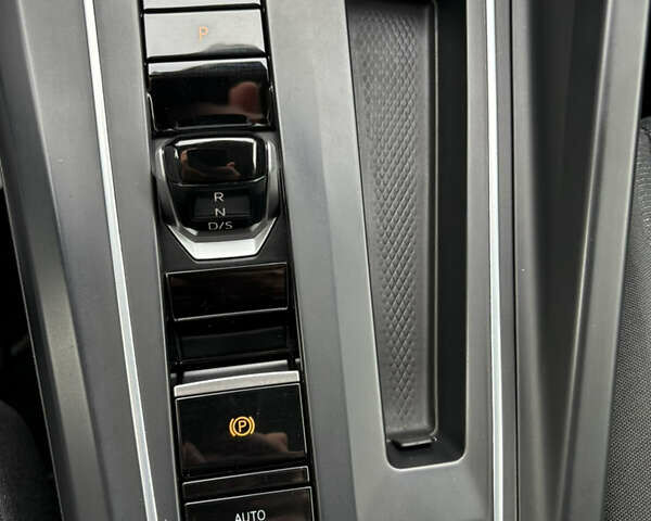 Синій Фольксваген Гольф, об'ємом двигуна 1.97 л та пробігом 177 тис. км за 19100 $, фото 112 на Automoto.ua