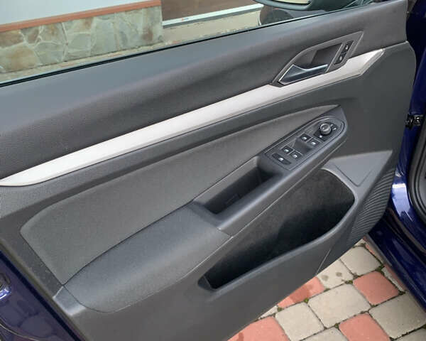 Синий Фольксваген Гольф, объемом двигателя 2 л и пробегом 191 тыс. км за 17950 $, фото 55 на Automoto.ua