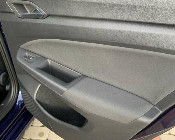 Синий Фольксваген Гольф, объемом двигателя 2 л и пробегом 191 тыс. км за 17950 $, фото 43 на Automoto.ua