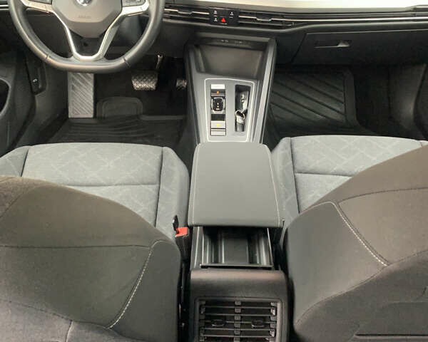 Синий Фольксваген Гольф, объемом двигателя 2 л и пробегом 191 тыс. км за 17950 $, фото 2 на Automoto.ua