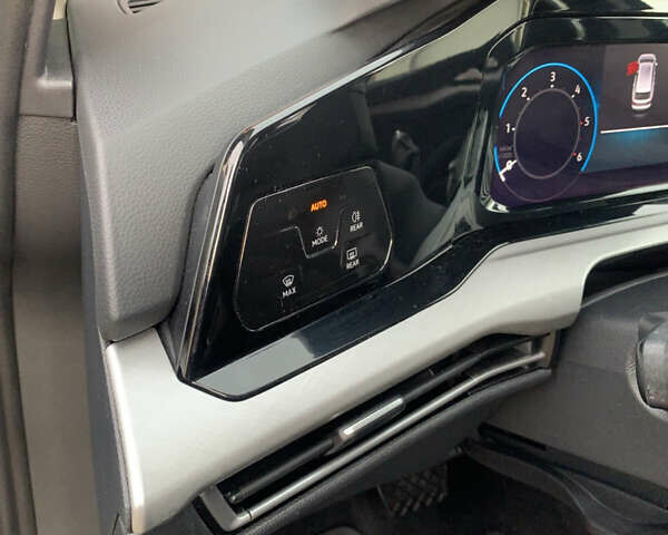 Синий Фольксваген Гольф, объемом двигателя 2 л и пробегом 191 тыс. км за 17950 $, фото 61 на Automoto.ua