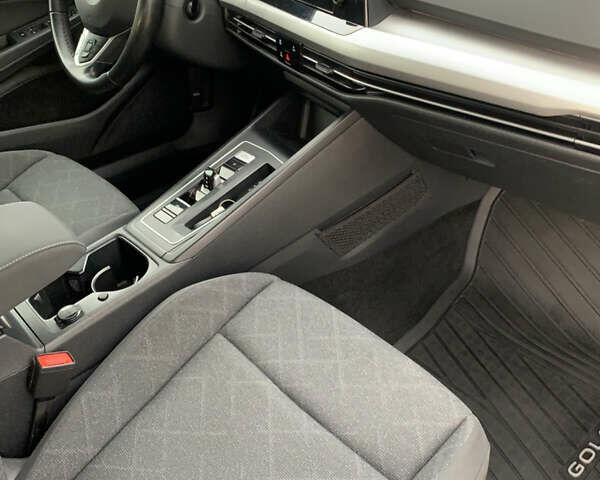 Синий Фольксваген Гольф, объемом двигателя 2 л и пробегом 191 тыс. км за 17950 $, фото 4 на Automoto.ua