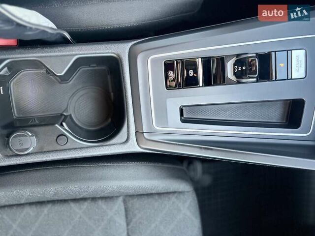 Синій Фольксваген Гольф, об'ємом двигуна 1.97 л та пробігом 200 тис. км за 20000 $, фото 37 на Automoto.ua