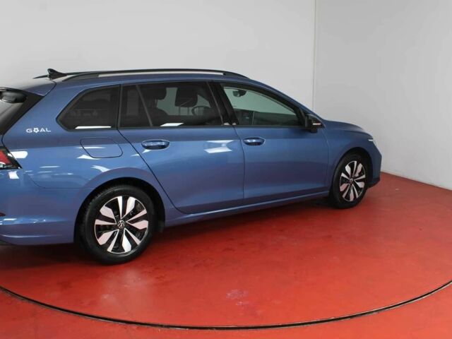 Синій Фольксваген Гольф, об'ємом двигуна 0 л та пробігом 5 тис. км за 35467 $, фото 4 на Automoto.ua