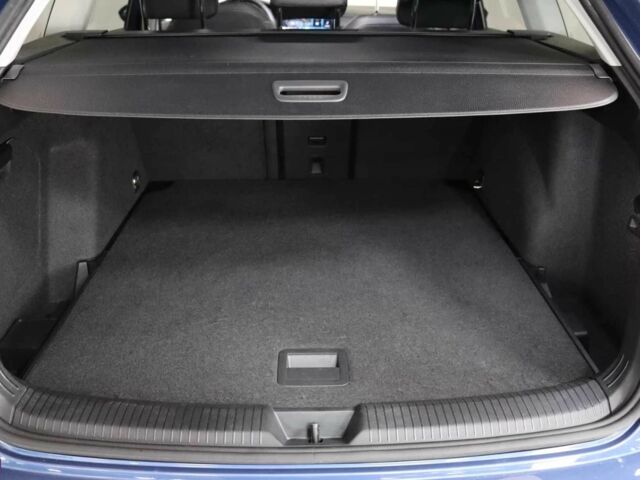 Синій Фольксваген Гольф, об'ємом двигуна 0 л та пробігом 5 тис. км за 35467 $, фото 12 на Automoto.ua