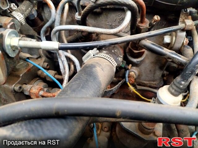 Зеленый Фольксваген Гольф, объемом двигателя 1.6 л и пробегом 430 тыс. км за 900 $, фото 11 на Automoto.ua