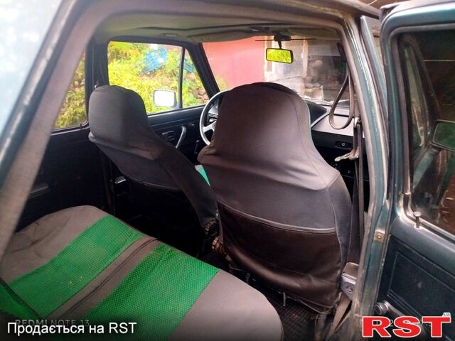 Зеленый Фольксваген Гольф, объемом двигателя 1.6 л и пробегом 430 тыс. км за 900 $, фото 2 на Automoto.ua