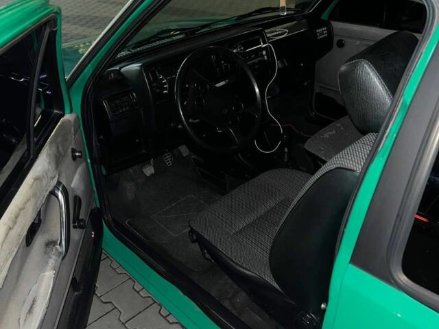Фольксваген Гольф 1986 в Львове на Automoto.ua Зеленый Фольксваген Гольф, объемом двигателя 1.8 л и пробегом 70 тыс. км за 2000 $, фото 2 на Automoto.ua