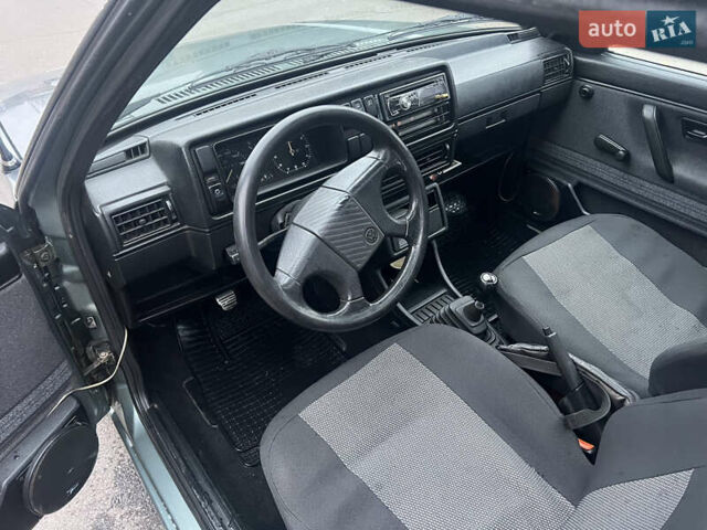 Зеленый Фольксваген Гольф, объемом двигателя 1.59 л и пробегом 200 тыс. км за 2500 $, фото 8 на Automoto.ua