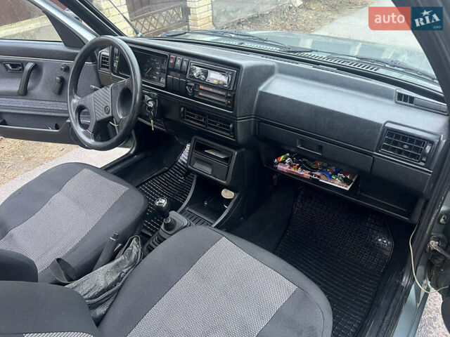 Зеленый Фольксваген Гольф, объемом двигателя 1.59 л и пробегом 200 тыс. км за 2500 $, фото 10 на Automoto.ua