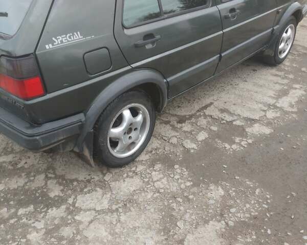 Фольксваген Гольф 1991 у Жмеренке на Automoto.ua Зелений Фольксваген Гольф, об'ємом двигуна 1.8 л та пробігом 200 тис. км за 2000 $, фото 1 на Automoto.ua