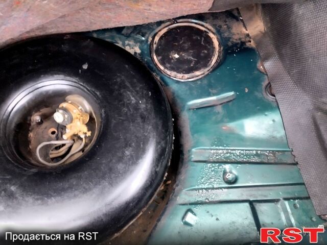 Зеленый Фольксваген Гольф, объемом двигателя 1.8 л и пробегом 164 тыс. км за 1399 $, фото 9 на Automoto.ua