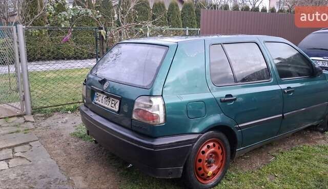 Зелений Фольксваген Гольф, об'ємом двигуна 1.39 л та пробігом 325 тис. км за 500 $, фото 2 на Automoto.ua