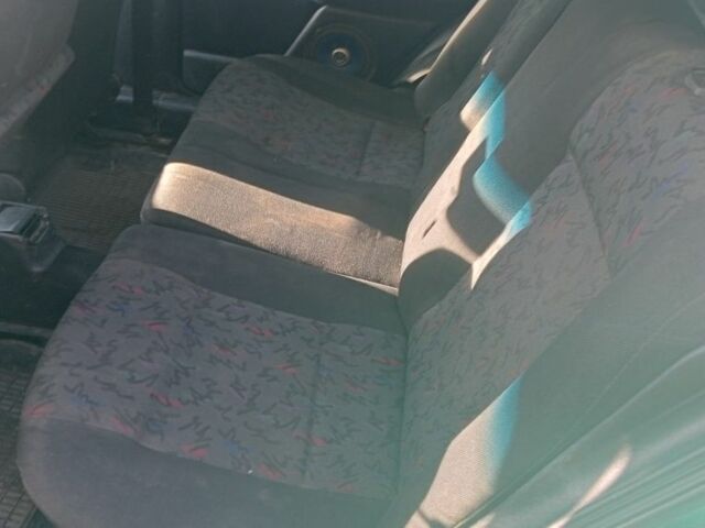 Зелений Фольксваген Гольф, об'ємом двигуна 0 л та пробігом 200 тис. км за 600 $, фото 6 на Automoto.ua