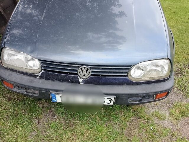 Зелений Фольксваген Гольф, об'ємом двигуна 1 л та пробігом 150 тис. км за 800 $, фото 3 на Automoto.ua