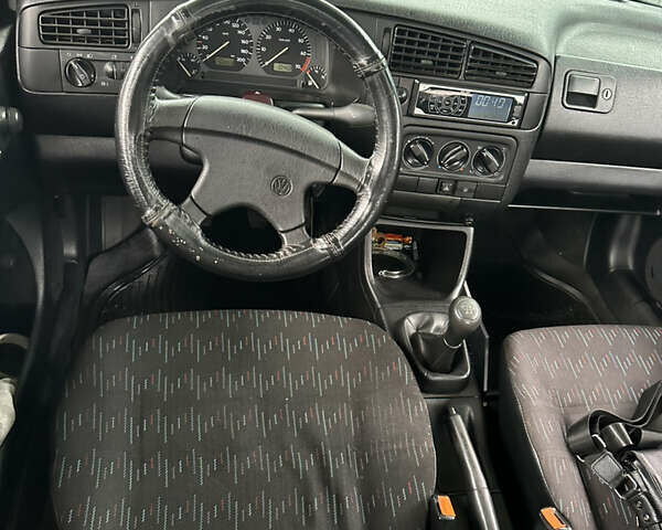 Зеленый Фольксваген Гольф, объемом двигателя 0 л и пробегом 266 тыс. км за 1799 $, фото 22 на Automoto.ua