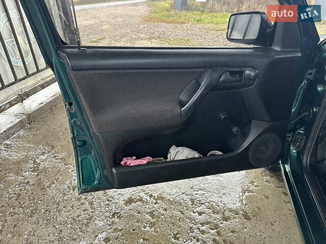 Зеленый Фольксваген Гольф, объемом двигателя 0 л и пробегом 266 тыс. км за 1799 $, фото 10 на Automoto.ua