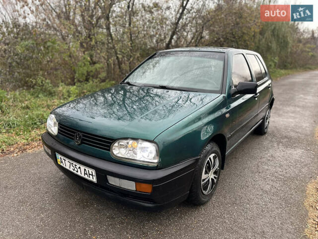 Зеленый Фольксваген Гольф, объемом двигателя 0 л и пробегом 266 тыс. км за 1799 $, фото 3 на Automoto.ua