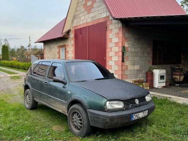 Зелений Фольксваген Гольф, об'ємом двигуна 1.9 л та пробігом 300 тис. км за 600 $, фото 4 на Automoto.ua