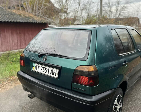 Зеленый Фольксваген Гольф, объемом двигателя 0 л и пробегом 266 тыс. км за 1799 $, фото 6 на Automoto.ua