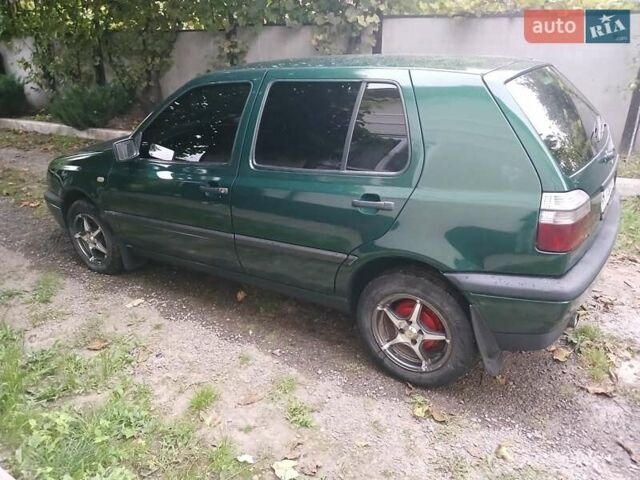 Зелений Фольксваген Гольф, об'ємом двигуна 0 л та пробігом 250 тис. км за 2175 $, фото 3 на Automoto.ua