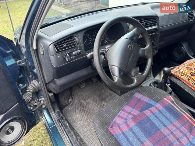 Зеленый Фольксваген Гольф, объемом двигателя 0 л и пробегом 199 тыс. км за 3800 $, фото 9 на Automoto.ua