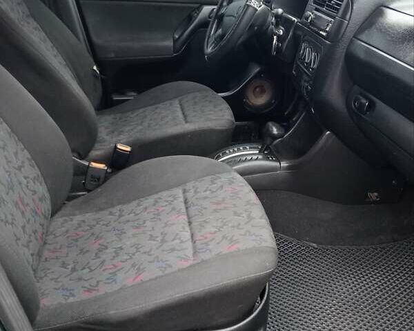 Зеленый Фольксваген Гольф, объемом двигателя 1.78 л и пробегом 280 тыс. км за 2150 $, фото 10 на Automoto.ua