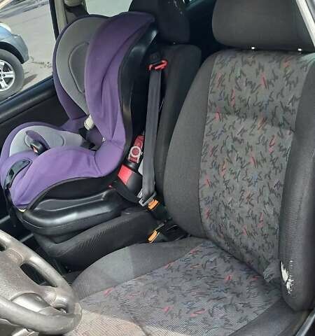 Зеленый Фольксваген Гольф, объемом двигателя 1.78 л и пробегом 285 тыс. км за 2300 $, фото 11 на Automoto.ua