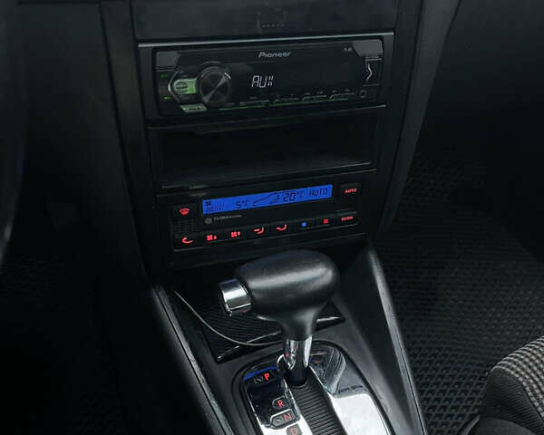 Зеленый Фольксваген Гольф, объемом двигателя 1.6 л и пробегом 210 тыс. км за 4200 $, фото 22 на Automoto.ua