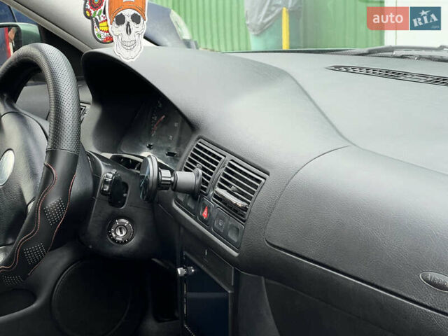 Зелений Фольксваген Гольф, об'ємом двигуна 1.39 л та пробігом 172 тис. км за 3500 $, фото 7 на Automoto.ua